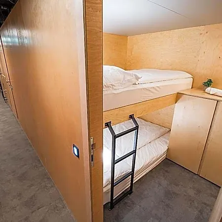 Hostel Dragons Dream *